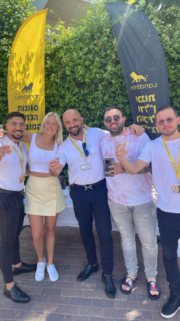 צוות לנדסמן